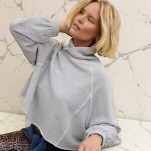 Aerie New Heights Turtleneck Gray Cropped Sweater Size S